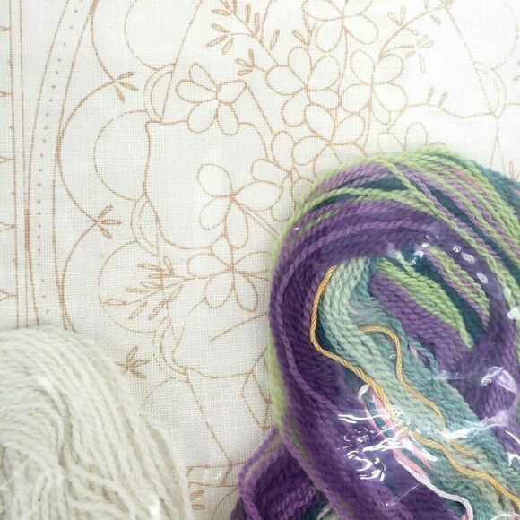 New Elsa Williams VIOLETS ON ILLUSION LACE 00287 - Picture 4 of 5